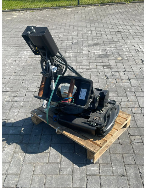 STEELWRIST X07 S40 GR FPH GEN 2 | S40 | GRIPPER | NEW / UNUSED - Тилтротатор для Строительной техники: фото 1 STEELWRIST X07 S40 GR FPH GEN 2 | S40 | GRIPPER | NEW / UNUSED - Тилтротатор для Строительной техники: фото 1
