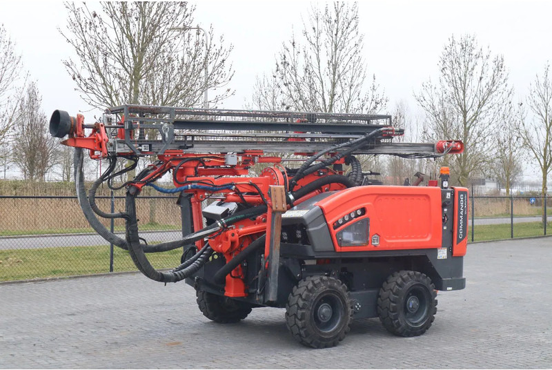 Sandvik 2 PIECES COMMANDO DC 300 RI S5 | ONLY 470 DRILLING HOURS - Буровая машина: фото 5 Sandvik 2 PIECES COMMANDO DC 300 RI S5 | ONLY 470 DRILLING HOURS - Буровая машина: фото 5