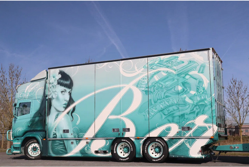 Scania R560 V8 | BERTHONS HOT ROD | CUSTOM SPECIAL TRUCK - Грузовик с закрытым кузовом: фото 3 Scania R560 V8 | BERTHONS HOT ROD | CUSTOM SPECIAL TRUCK - Грузовик с закрытым кузовом: фото 3