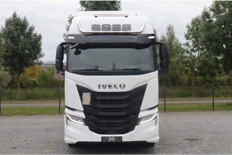 Iveco S-WAY 570 6X2 | RETARDER | EURO 6 - Тягач: фото 2 Iveco S-WAY 570 6X2 | RETARDER | EURO 6 - Тягач: фото 2