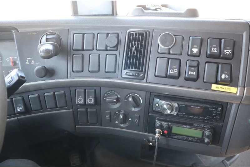 Грузовик-шасси Volvo FH 460 | 6X2 | MANUAL | BDF | RETARDER | EURO 3: фото 15