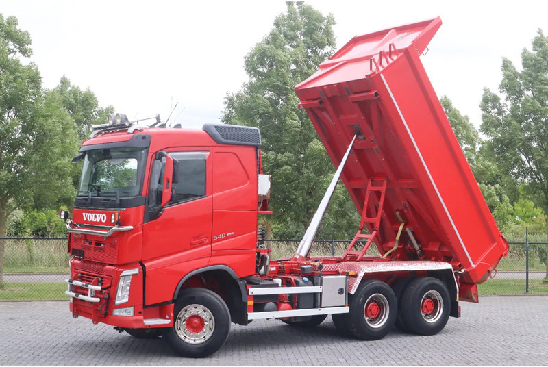 Volvo FH 540 | 6X4 | RETARDER | BIG AXLES | EURO 6 - Самосвал: фото 1 Volvo FH 540 | 6X4 | RETARDER | BIG AXLES | EURO 6 - Самосвал: фото 1