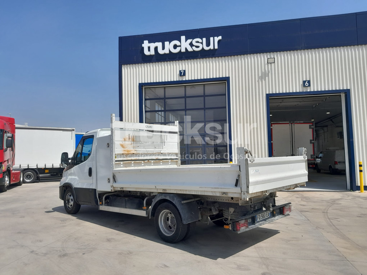 IVECO 35C14 - Самосвальный прицеп: фото 4 IVECO 35C14 - Самосвальный прицеп: фото 4