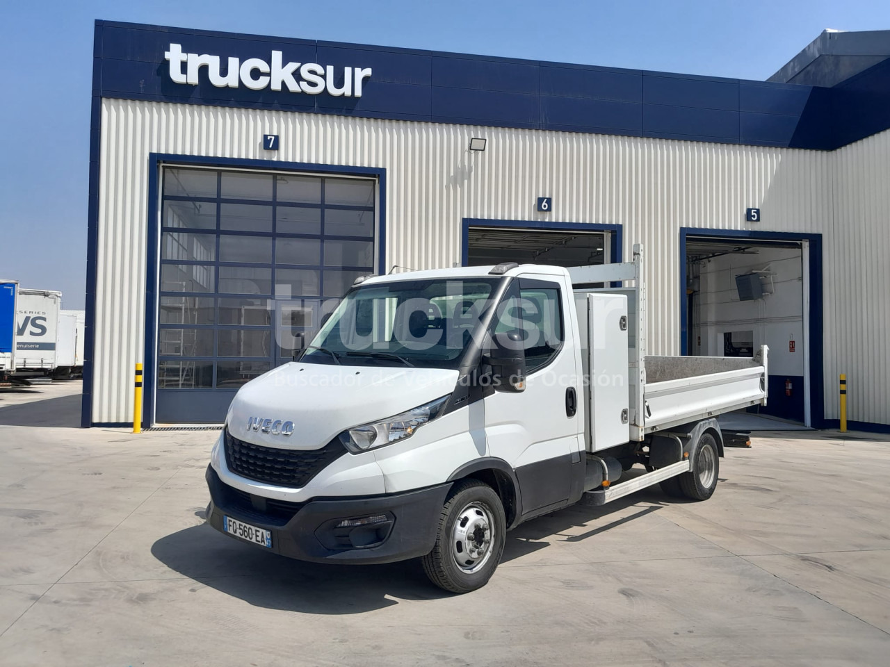 IVECO 35C14 - Самосвальный прицеп: фото 2 IVECO 35C14 - Самосвальный прицеп: фото 2