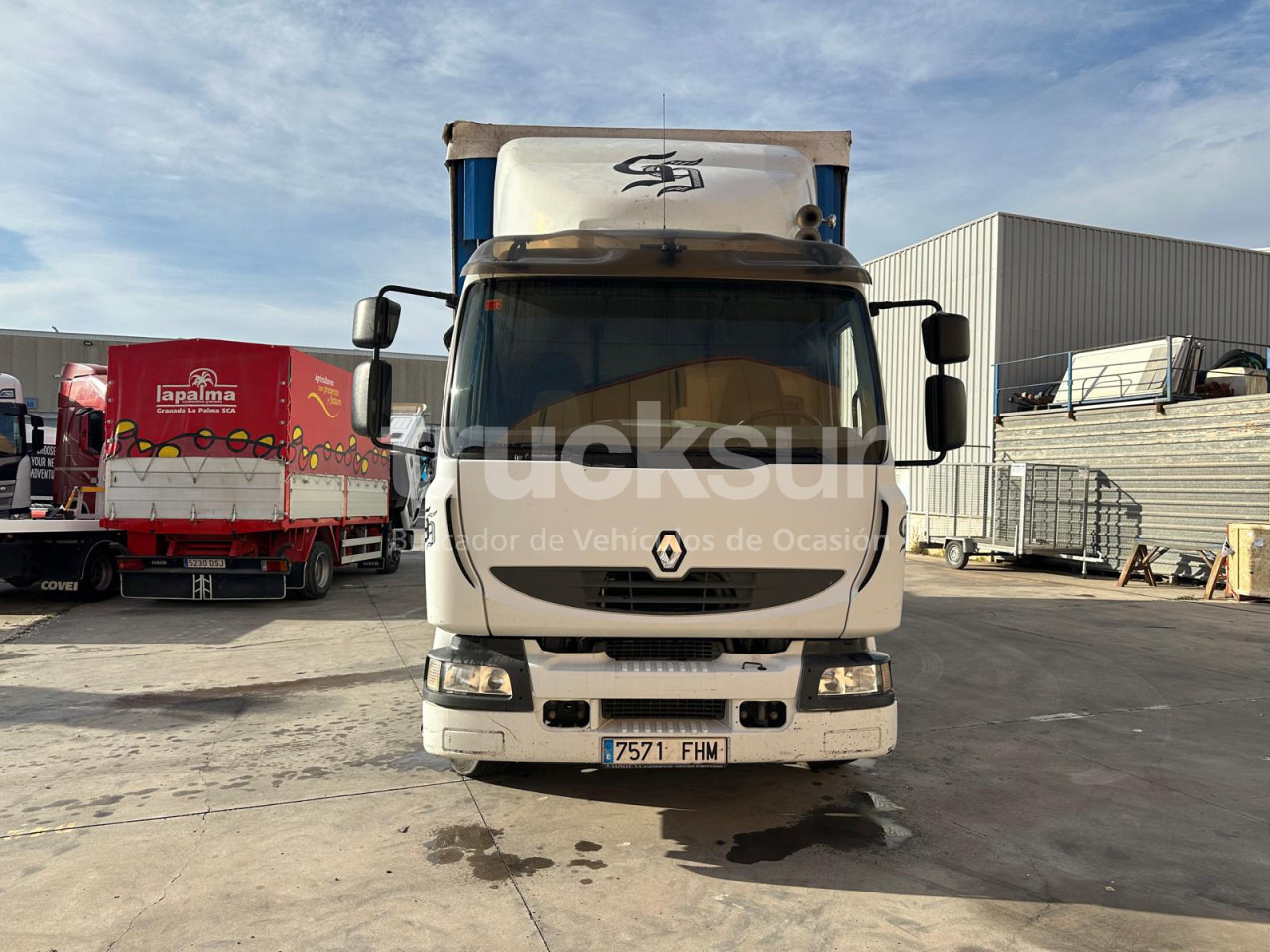 RENAULT 270 16C - Тентованный грузовик: фото 3 RENAULT 270 16C - Тентованный грузовик: фото 3