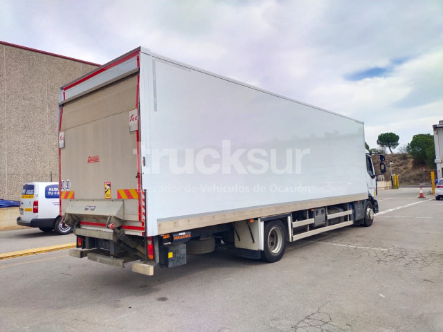 RENAULT D16.250 - Грузовик с закрытым кузовом: фото 5 RENAULT D16.250 - Грузовик с закрытым кузовом: фото 5