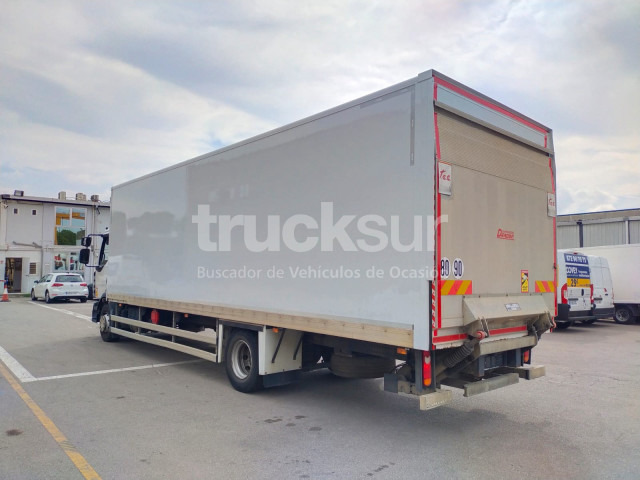 RENAULT D16.250 - Грузовик с закрытым кузовом: фото 4 RENAULT D16.250 - Грузовик с закрытым кузовом: фото 4