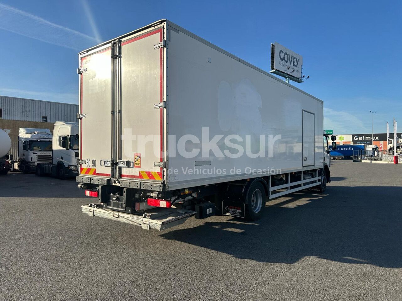 RENAULT D320.18 FRC ENTREGA RAPIDA - Рефрижератор: фото 2 RENAULT D320.18 FRC ENTREGA RAPIDA - Рефрижератор: фото 2