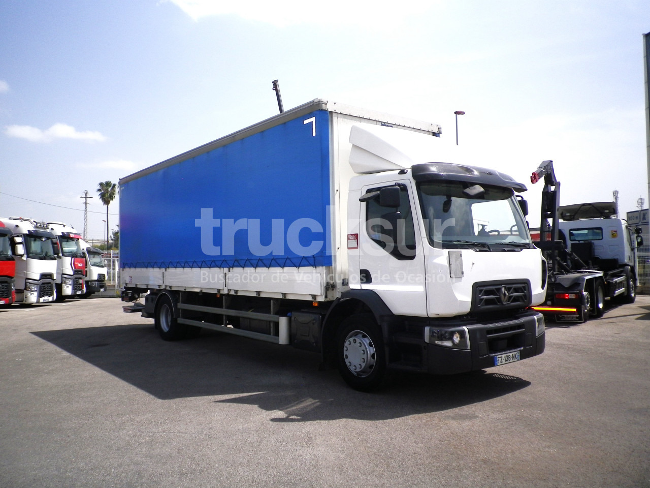 RENAULT D320.18 - Тентованный грузовик: фото 2 RENAULT D320.18 - Тентованный грузовик: фото 2