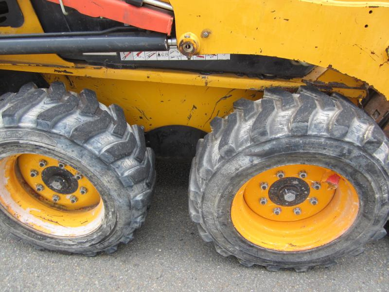 Bobcat S450 - Мини-погрузчик с бортовым поворотом: фото 3 Bobcat S450 - Мини-погрузчик с бортовым поворотом: фото 3