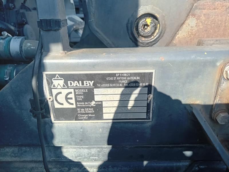 Iveco 330.36 - Крюковой мультилифт: фото 4 Iveco 330.36 - Крюковой мультилифт: фото 4