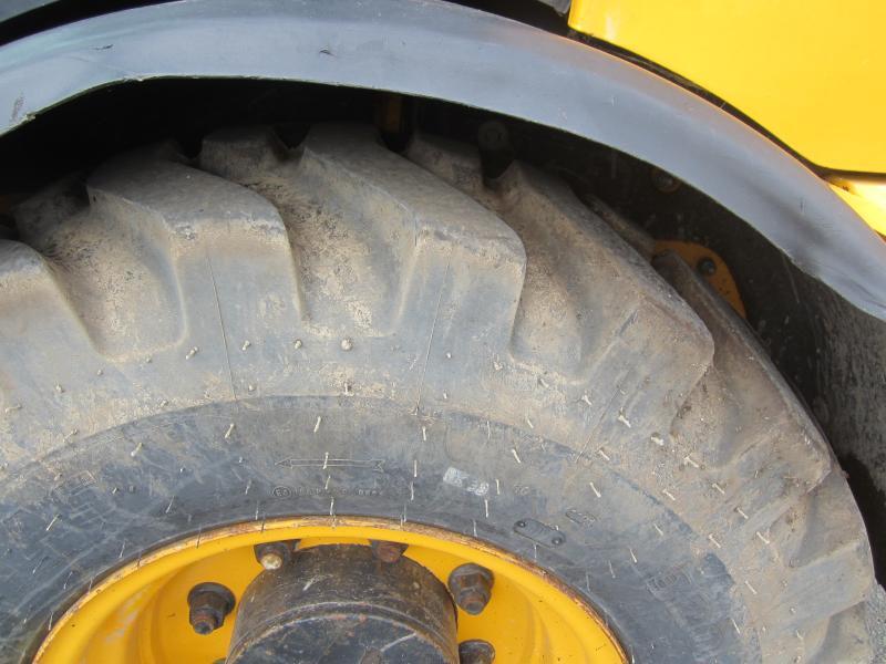 Колёсный погрузчик Jcb 406: фото 9 Колёсный погрузчик Jcb 406: фото 9