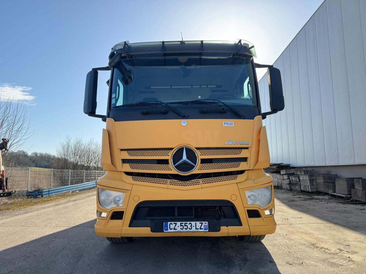 Mercedes Antos 2543 - Грузовик с закрытым кузовом: фото 2 Mercedes Antos 2543 - Грузовик с закрытым кузовом: фото 2