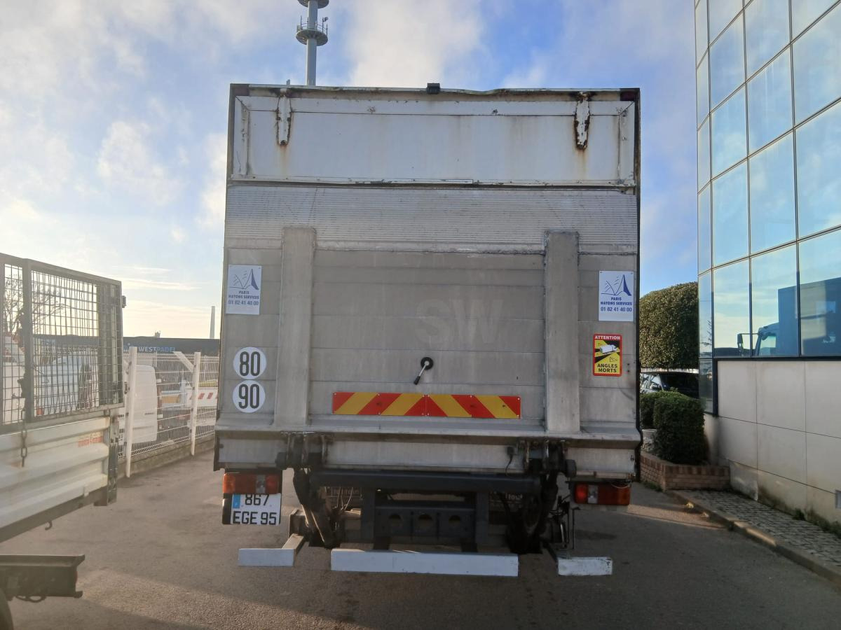 Mercedes Axor 1829 - Грузовик с закрытым кузовом: фото 5 Mercedes Axor 1829 - Грузовик с закрытым кузовом: фото 5