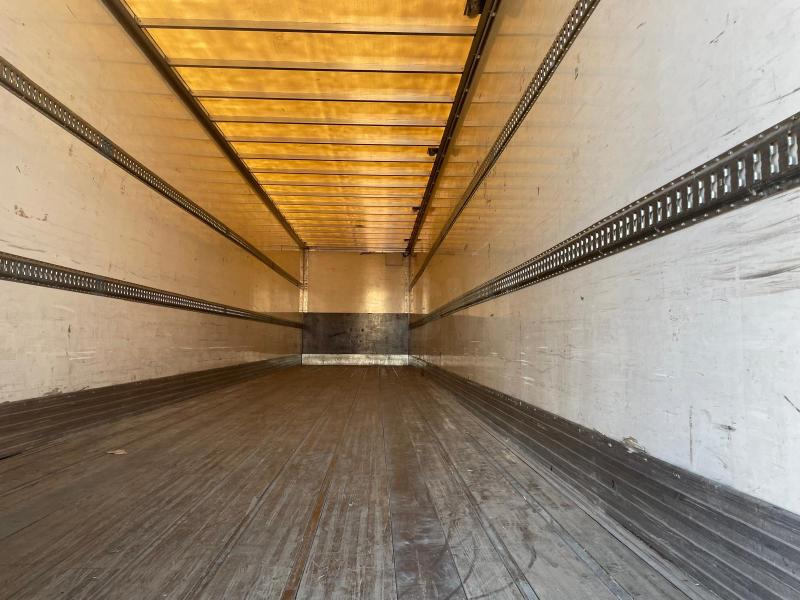 Samro - Полуприцеп-фургон: фото 5 Samro - Полуприцеп-фургон: фото 5