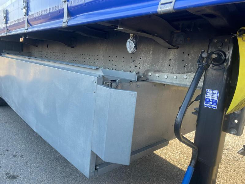 Schmitz Cargobull - Тентованный полуприцеп: фото 5 Schmitz Cargobull - Тентованный полуприцеп: фото 5