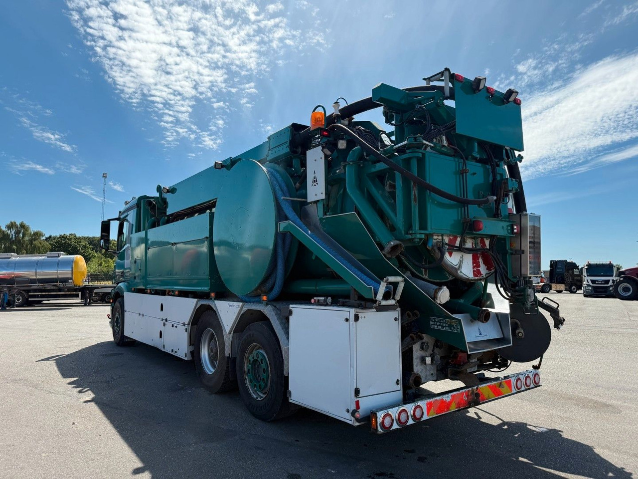 Mercedes-Benz Actros 2551 6x2*4 Hvidtved Larsen Flexline 311 - Ассенизатор: фото 4 Mercedes-Benz Actros 2551 6x2*4 Hvidtved Larsen Flexline 311 - Ассенизатор: фото 4