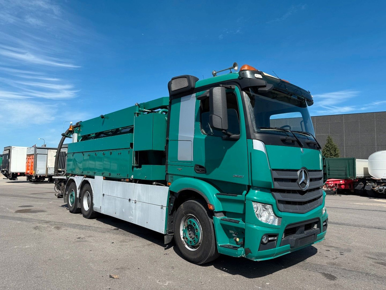 Mercedes-Benz Actros 2551 6x2*4 Hvidtved Larsen Flexline 311 - Ассенизатор: фото 2 Mercedes-Benz Actros 2551 6x2*4 Hvidtved Larsen Flexline 311 - Ассенизатор: фото 2