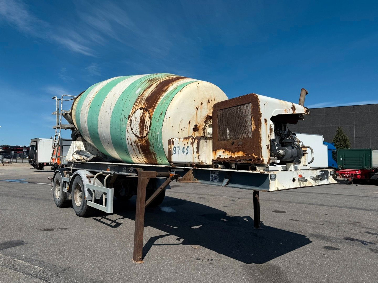 Le Cinena 12 m2 Baruval 2 axle Concrete trailer Lecinena 12 m3 Baruval 2 achse Beton/Concrete mixer - Полуприцеп: фото 2 Le Cinena 12 m2 Baruval 2 axle Concrete trailer Lecinena 12 m3 Baruval 2 achse Beton/Concrete mixer - Полуприцеп: фото 2