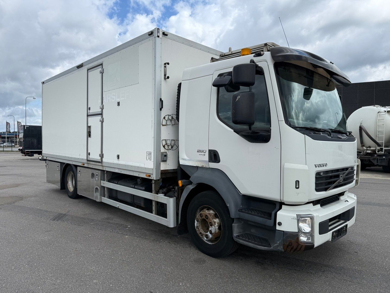 Volvo FL 280 4x2 Euro 5 Workshop Equipment - Грузовик с закрытым кузовом: фото 2 Volvo FL 280 4x2 Euro 5 Workshop Equipment - Грузовик с закрытым кузовом: фото 2