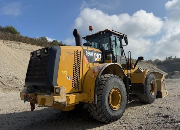 Caterpillar 966M - Колёсный погрузчик: фото 4 Caterpillar 966M - Колёсный погрузчик: фото 4