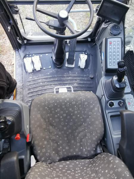 Liebherr A918 Compact - Колёсный экскаватор: фото 4 Liebherr A918 Compact - Колёсный экскаватор: фото 4