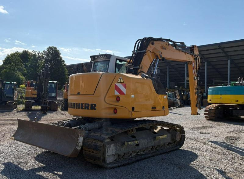 Liebherr R914 Compact Litronic - Гусеничный экскаватор: фото 4 Liebherr R914 Compact Litronic - Гусеничный экскаватор: фото 4