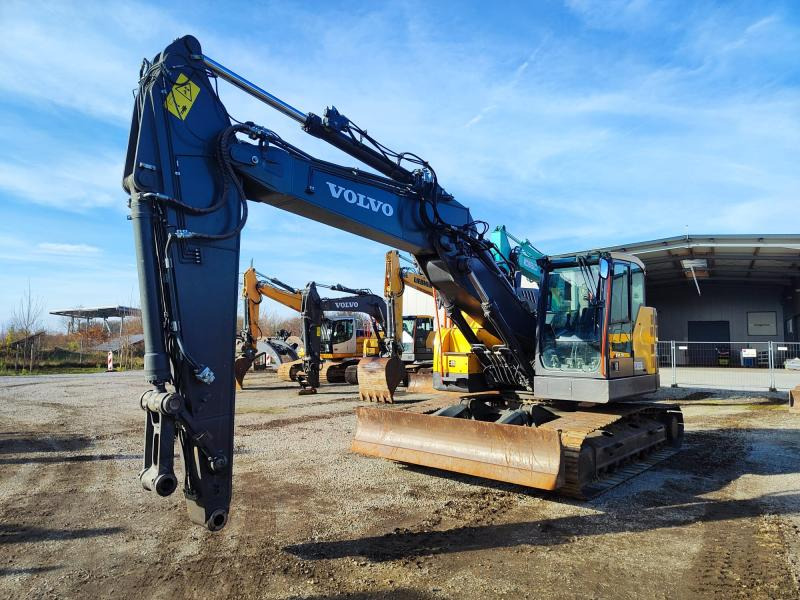 Volvo ECR235EL - Гусеничный экскаватор: фото 2 Volvo ECR235EL - Гусеничный экскаватор: фото 2