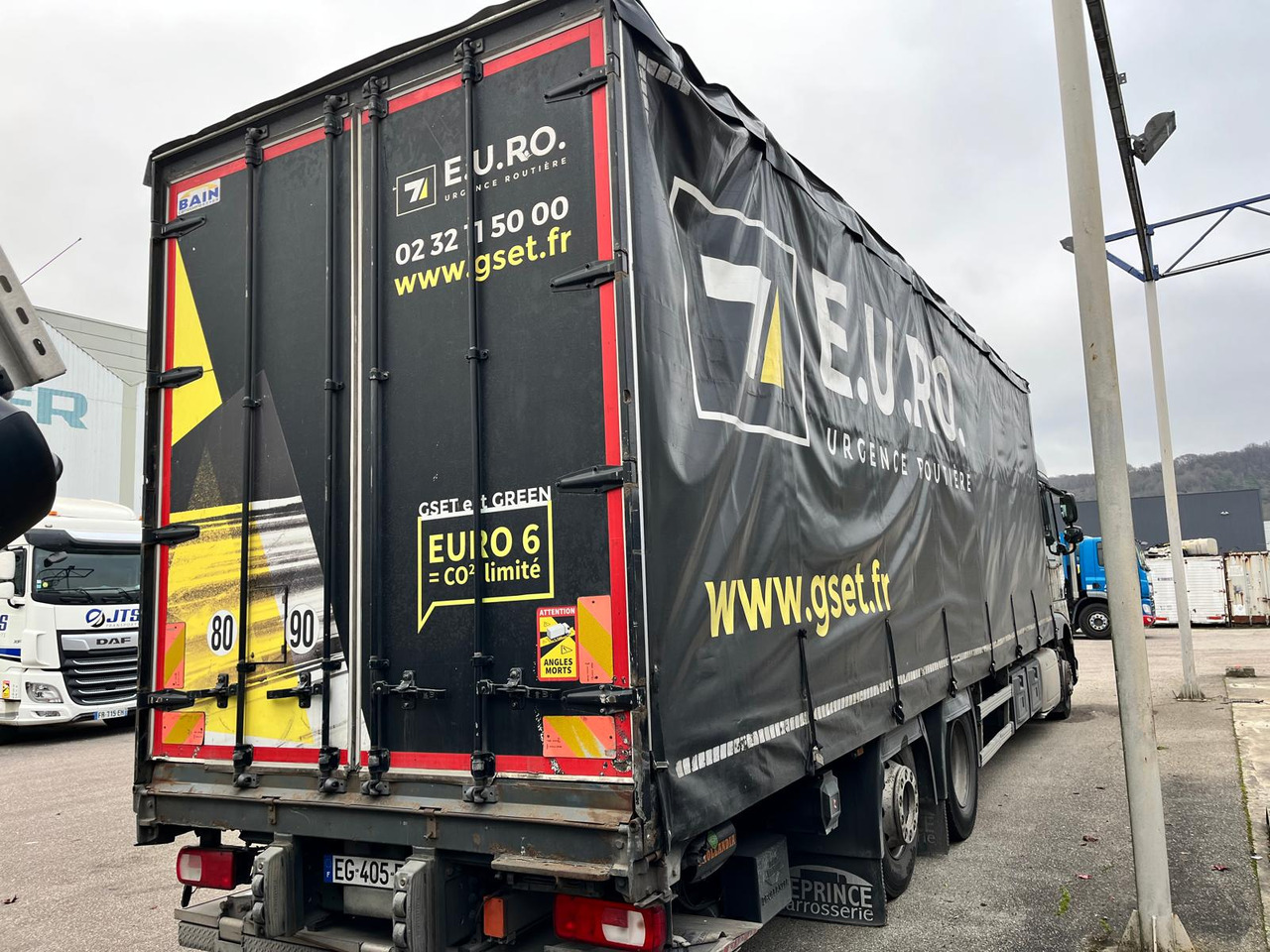 DAF XF FAN 440 - Грузовик-контейнеровоз/ Сменный кузов: фото 4 DAF XF FAN 440 - Грузовик-контейнеровоз/ Сменный кузов: фото 4