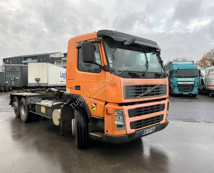 Volvo FM 340 - Крюковой мультилифт: фото 2 Volvo FM 340 - Крюковой мультилифт: фото 2