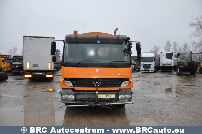 Mercedes-Benz 1524 Atego FAUN viajet 6 - Подметально-уборочная машина: фото 2 Mercedes-Benz 1524 Atego FAUN viajet 6 - Подметально-уборочная машина: фото 2