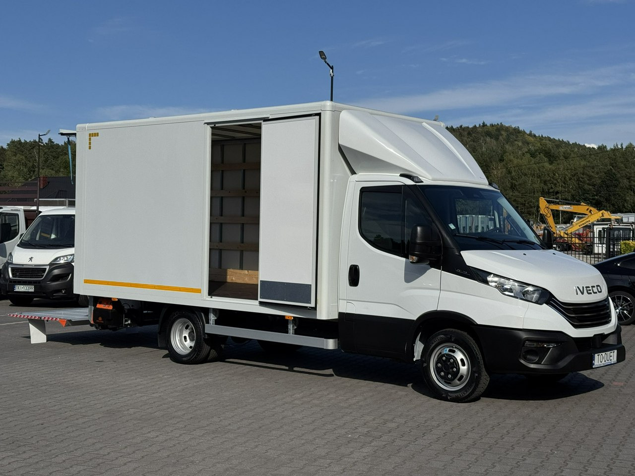 Iveco Daily 35C14 - Малотоннажный фургон: фото 2 Iveco Daily 35C14 - Малотоннажный фургон: фото 2
