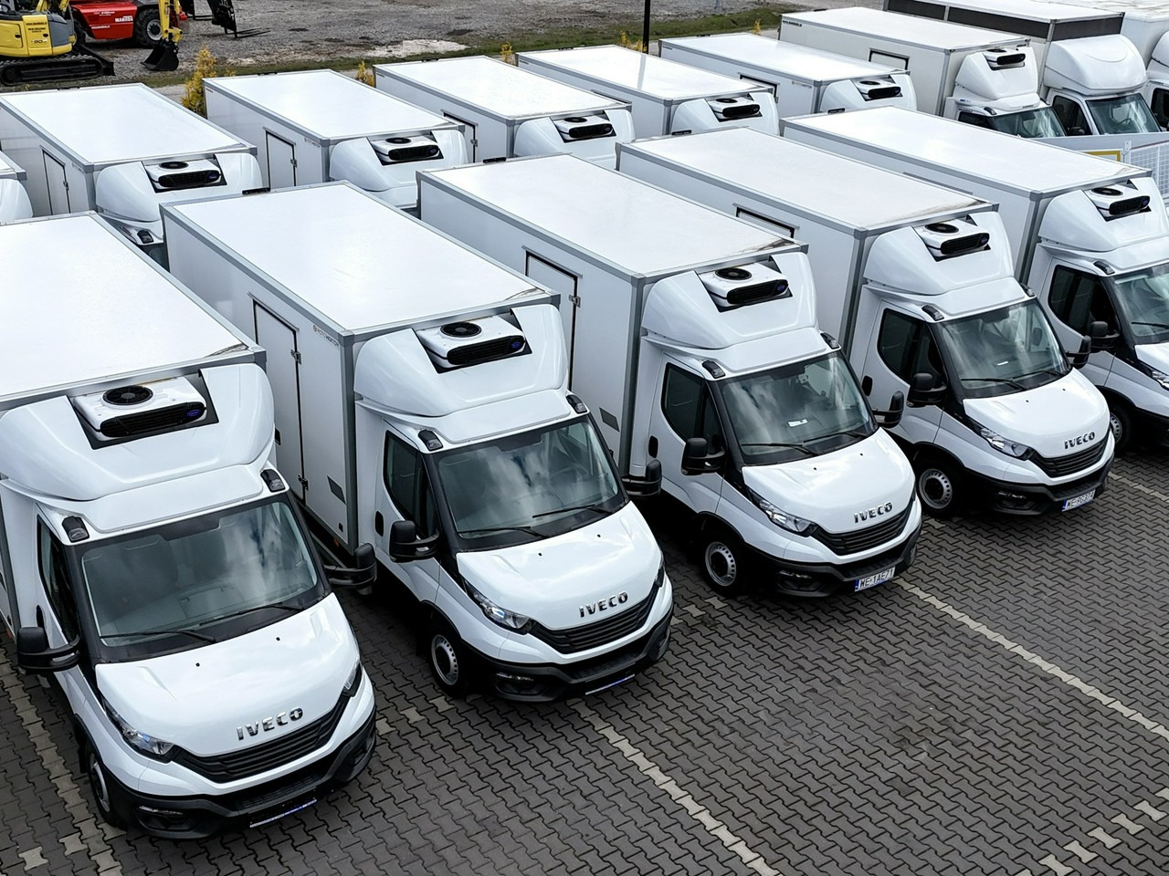 Iveco Daily 35S16 V - Малотоннажный рефрижератор: фото 3 Iveco Daily 35S16 V - Малотоннажный рефрижератор: фото 3