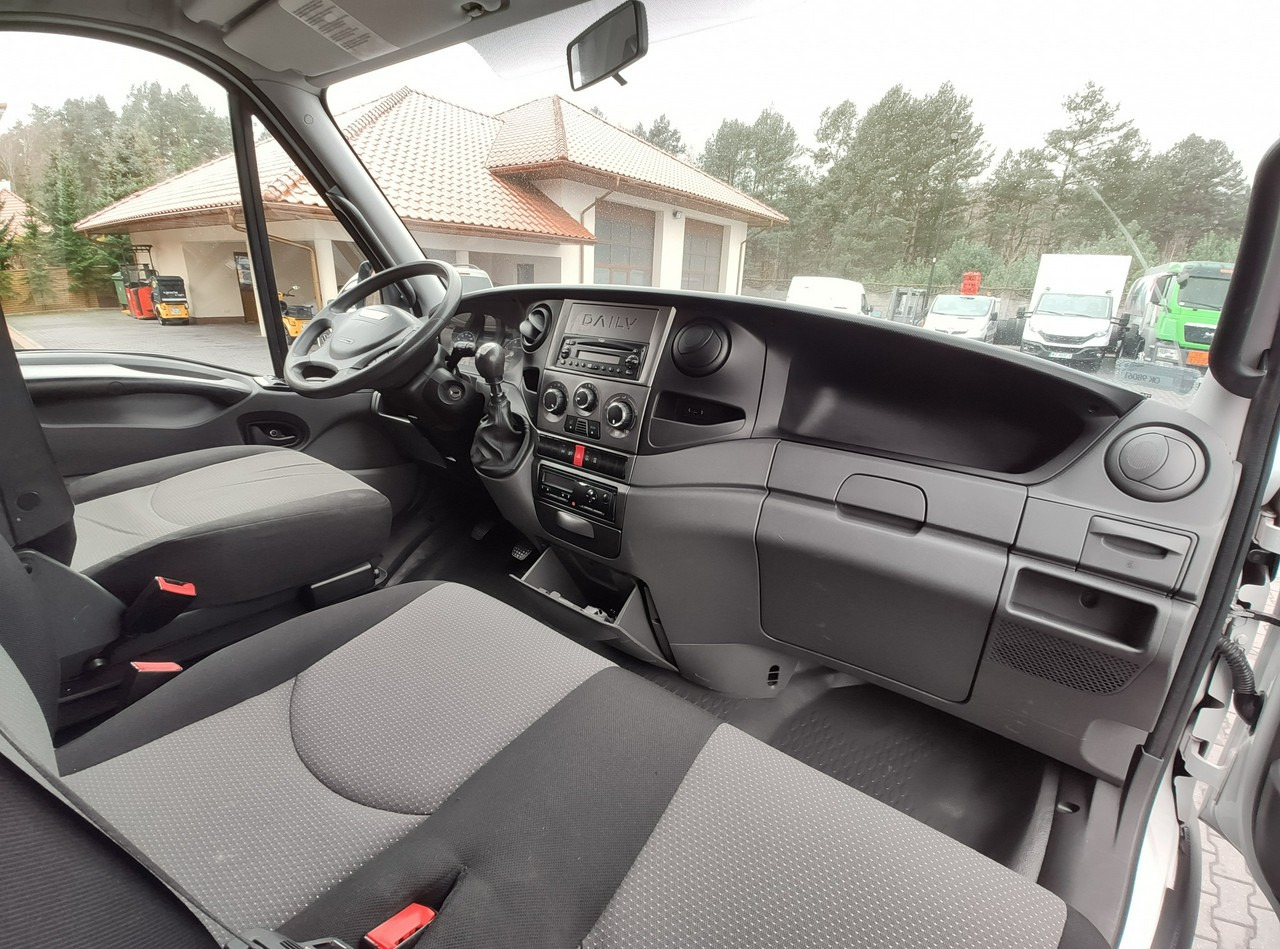 Тентованный фургон Iveco Daily 70C18 V H: фото 30