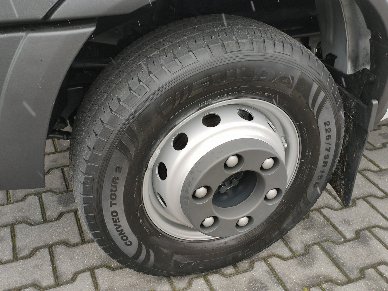 Тентованный фургон Iveco Daily 70C18 V H: фото 8