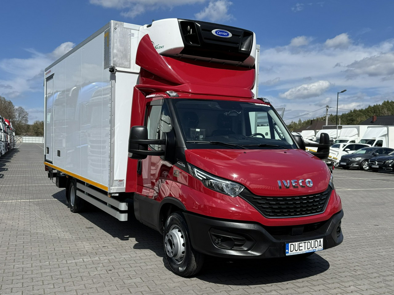 Iveco Daily 72C21 Mroźnia HI-MATIC Ściana Grodziowa Multitemperatura - Малотоннажный рефрижератор: фото 3 Iveco Daily 72C21 Mroźnia HI-MATIC Ściana Grodziowa Multitemperatura - Малотоннажный рефрижератор: фото 3