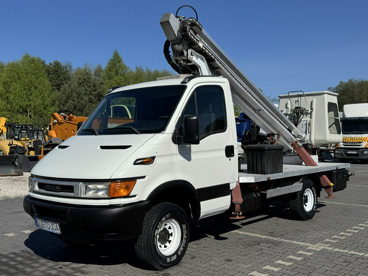 Iveco Daily - Грузовик с подъемником: фото 3 Iveco Daily - Грузовик с подъемником: фото 3