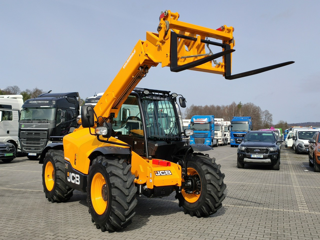 JCB 531-70 Stage V Klimatyzacja Sterowanie Joystick na GWARANCJI !!! - Телескопический погрузчик: фото 5 JCB 531-70 Stage V Klimatyzacja Sterowanie Joystick na GWARANCJI !!! - Телескопический погрузчик: фото 5