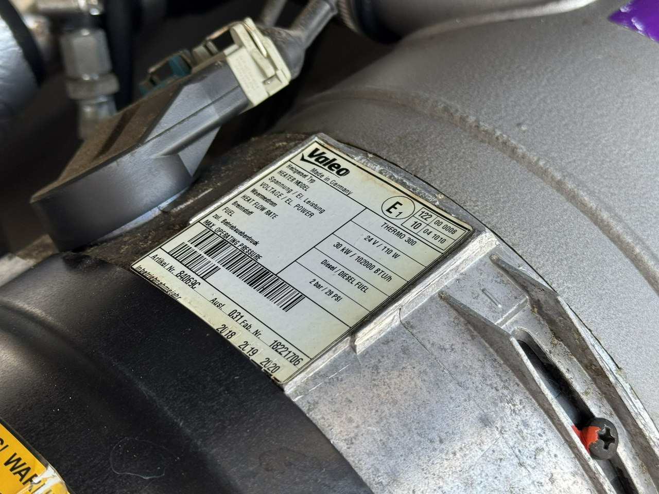 Полуприцеп-цистерна Lag Spożywcza Magyar Izolowana Webasto Pompa Elektryczna do Zrzutu: фото 12 Полуприцеп-цистерна Lag Spożywcza Magyar Izolowana Webasto Pompa Elektryczna do Zrzutu: фото 12