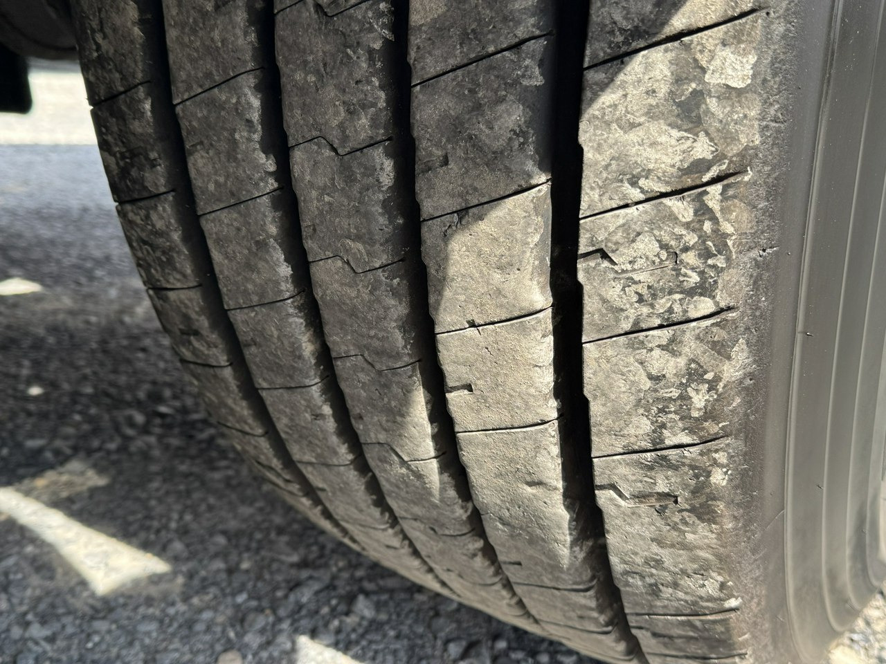 Полуприцеп-цистерна Lag Spożywcza Magyar Izolowana Webasto Pompa Elektryczna do Zrzutu: фото 9 Полуприцеп-цистерна Lag Spożywcza Magyar Izolowana Webasto Pompa Elektryczna do Zrzutu: фото 9