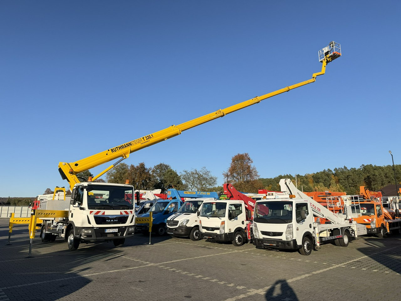 MAN TGL 7.150 Zwyżka Ruthmann T330 33-Metry w bok 21m Mały przebieg - Грузовик с подъемником: фото 2 MAN TGL 7.150 Zwyżka Ruthmann T330 33-Metry w bok 21m Mały przebieg - Грузовик с подъемником: фото 2