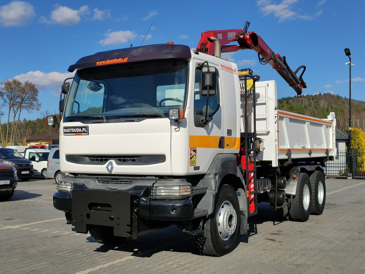 Renault Kerax 26.370 6x4 Mocny HDS FASSI F110 - Самосвал, Автоманипулятор: фото 2 Renault Kerax 26.370 6x4 Mocny HDS FASSI F110 - Самосвал, Автоманипулятор: фото 2