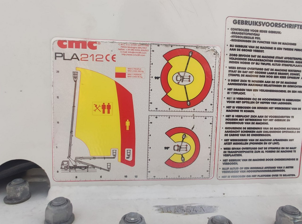 Renault Maxity - Грузовик с подъемником: фото 2 Renault Maxity - Грузовик с подъемником: фото 2