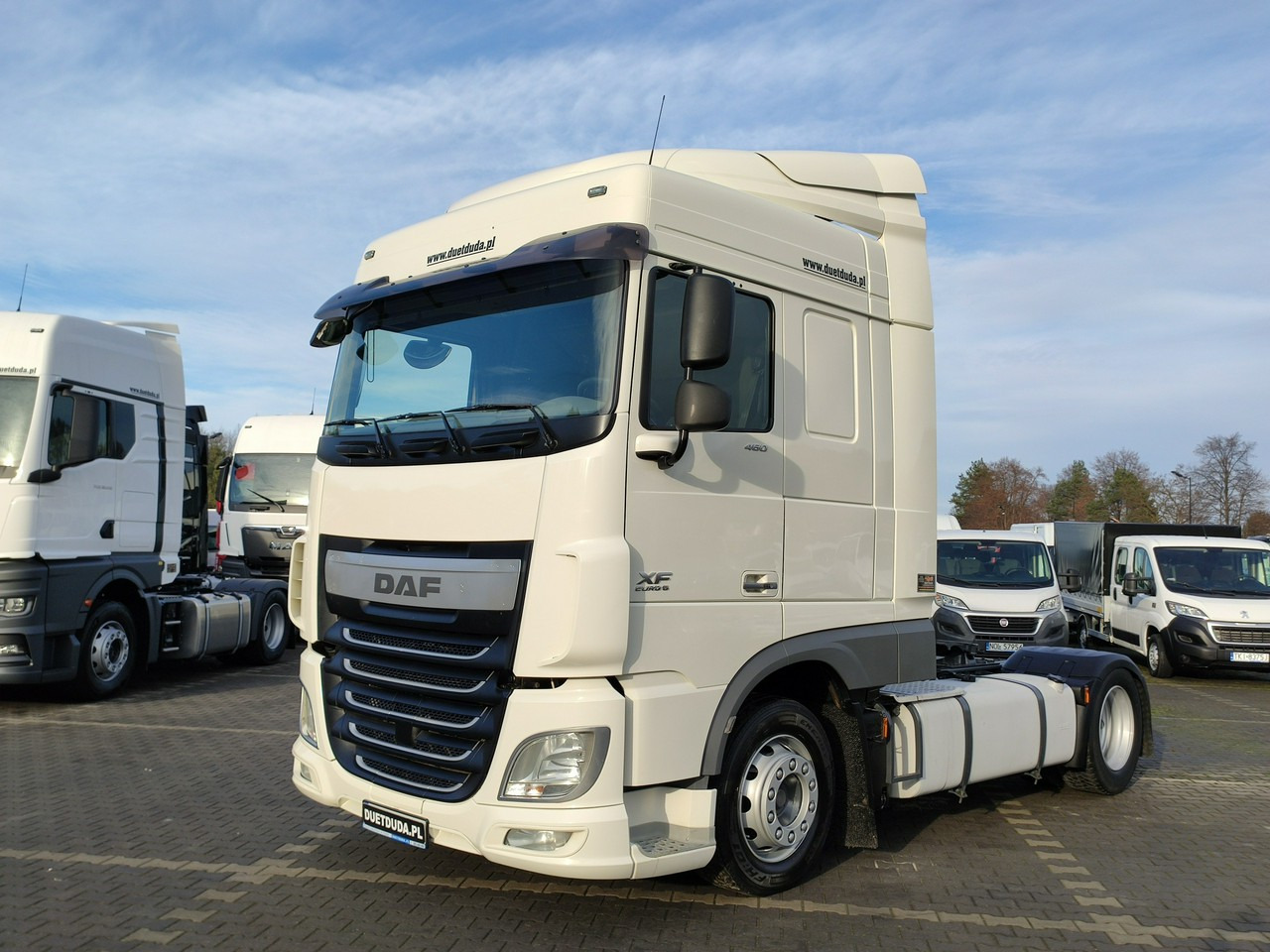 DAF XF 106.460 Euro 6 LowDeck Mega - Тягач: фото 2 DAF XF 106.460 Euro 6 LowDeck Mega - Тягач: фото 2