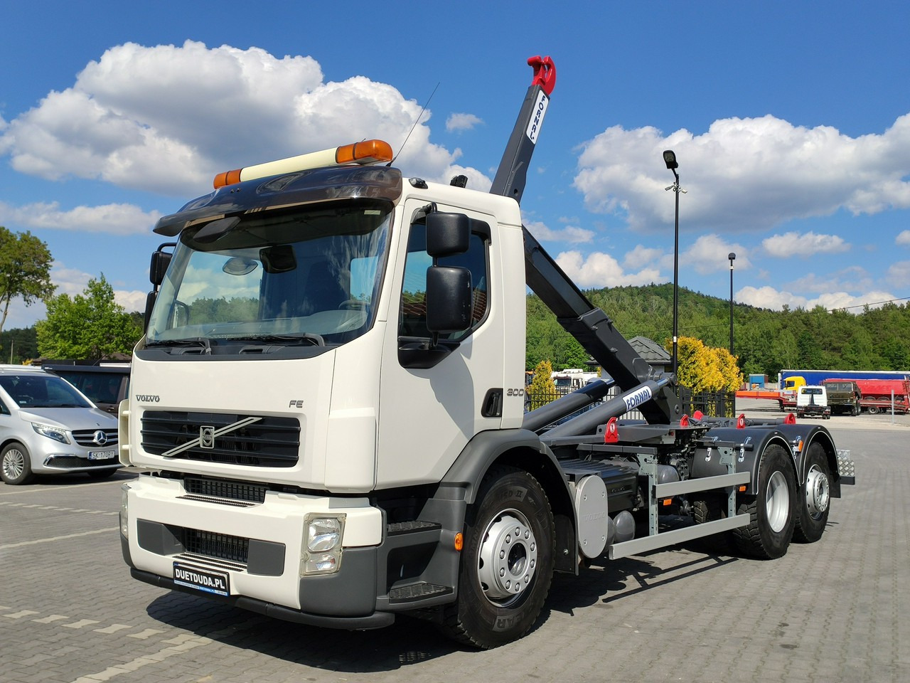 Volvo FE 26.300 Hakowiec Napęd 6x2 Oś Skrętna - Крюковой мультилифт: фото 3 Volvo FE 26.300 Hakowiec Napęd 6x2 Oś Skrętna - Крюковой мультилифт: фото 3