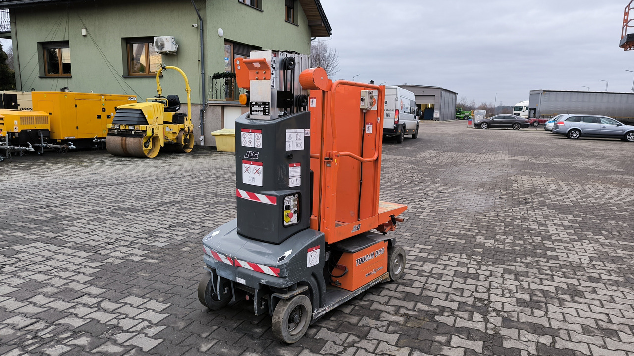 JLG TOUCAN DUO - Вертикальный мачтовый подъемник: фото 1 JLG TOUCAN DUO - Вертикальный мачтовый подъемник: фото 1