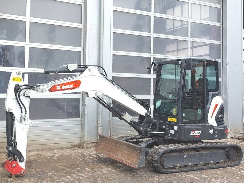 Bobcat E 60 - Мини-экскаватор: фото 2 Bobcat E 60 - Мини-экскаватор: фото 2