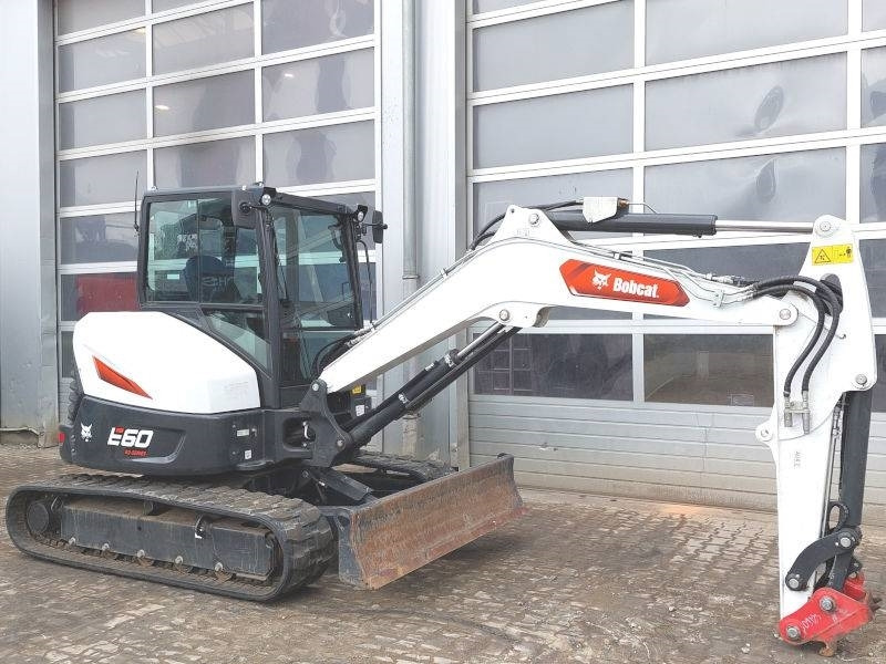 Bobcat E 60 - Мини-экскаватор: фото 4 Bobcat E 60 - Мини-экскаватор: фото 4