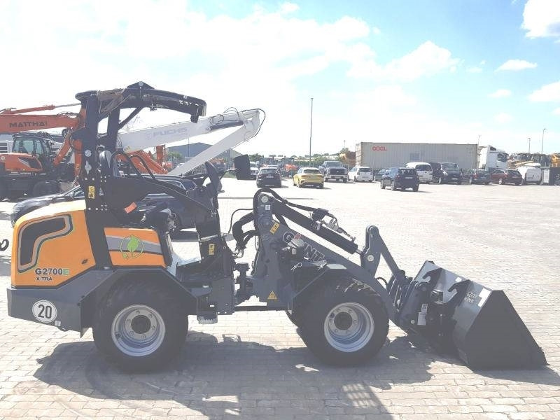 Giant G 2700 E X-Tra Elektro / electric - Мини-погрузчик с бортовым поворотом: фото 5 Giant G 2700 E X-Tra Elektro / electric - Мини-погрузчик с бортовым поворотом: фото 5