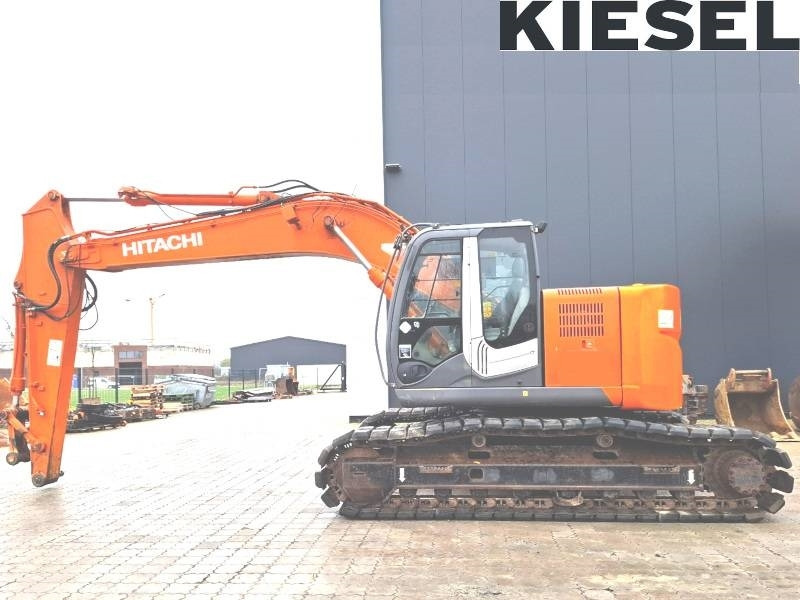 Hitachi ZX 225 USLC-3 - Гусеничный экскаватор: фото 1 Hitachi ZX 225 USLC-3 - Гусеничный экскаватор: фото 1